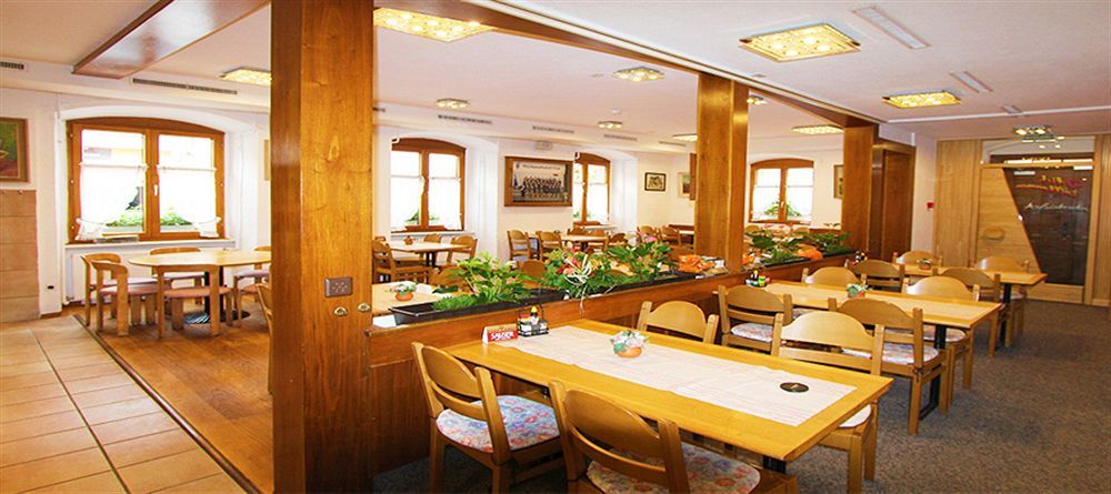Gasthof Adler Frick ภายนอก รูปภาพ